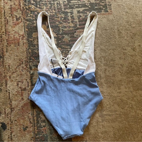 Onia Ribbed White and Blue One Piece Swimsuit - Picture 3 of 6